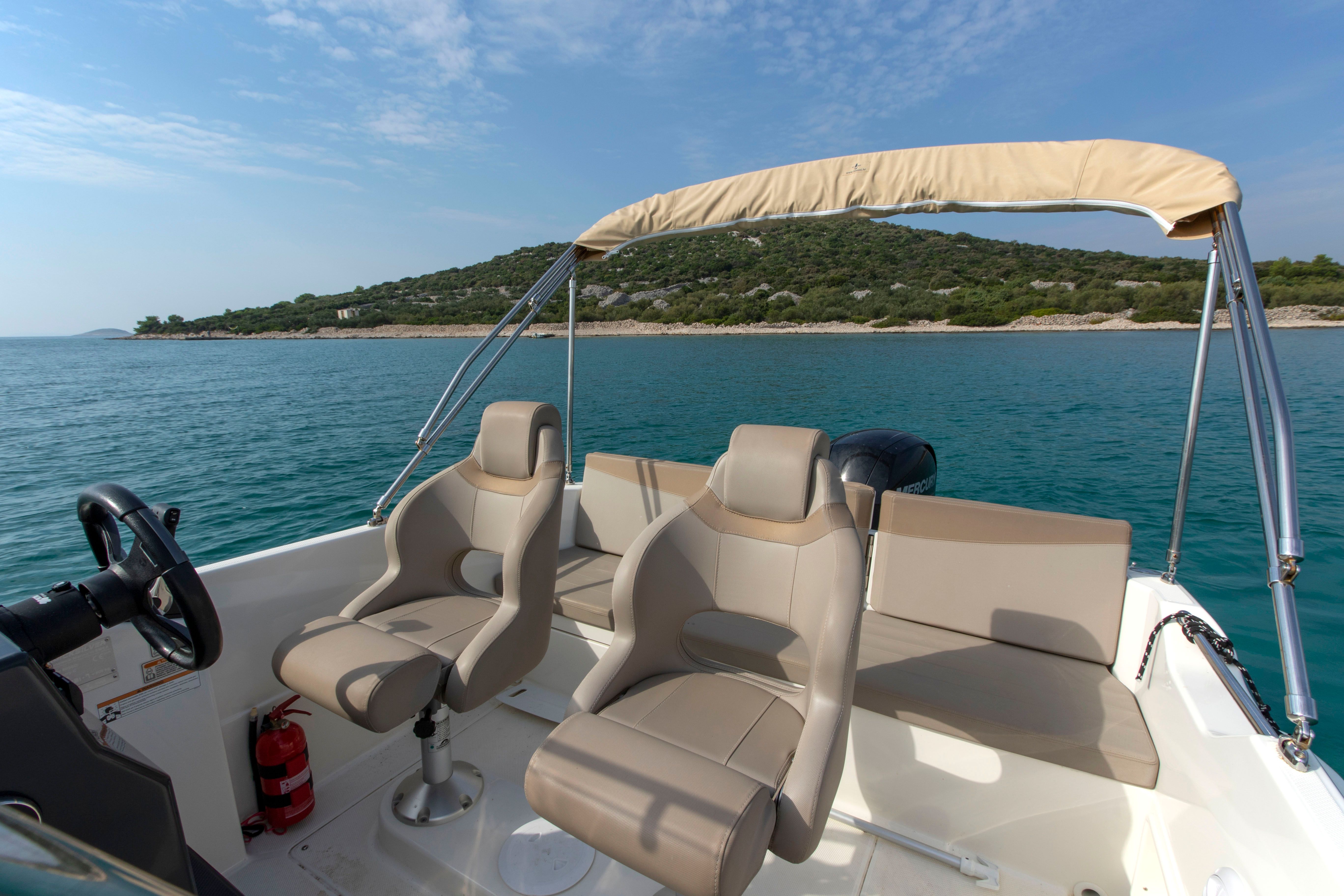 Quicksilver Activ 605 Sundeck | 18