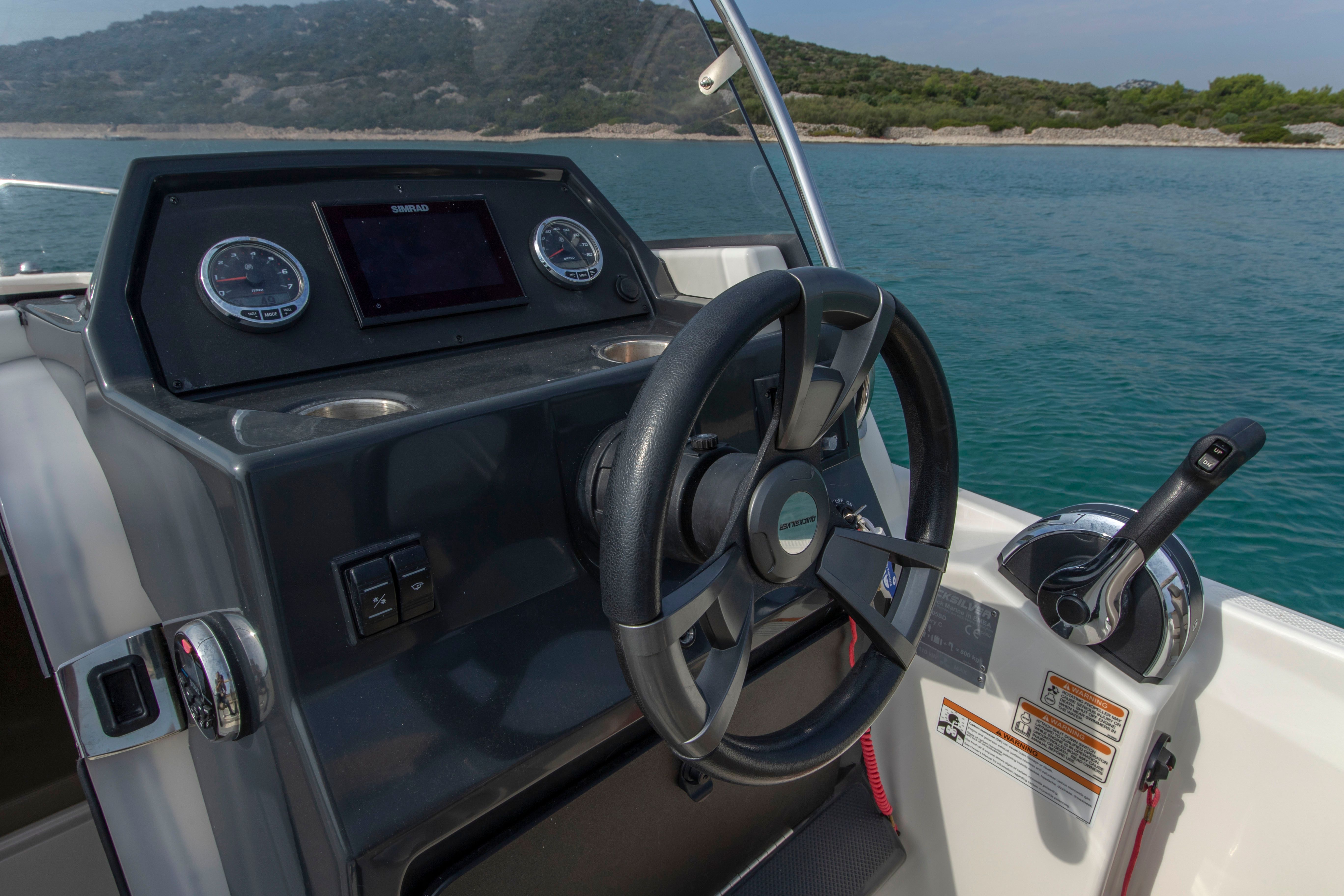 Quicksilver Activ 605 Sundeck | 18