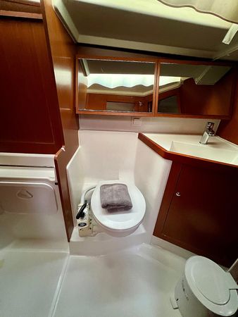 Beneteau Oceanis 41.1 | Ocyrhoe
