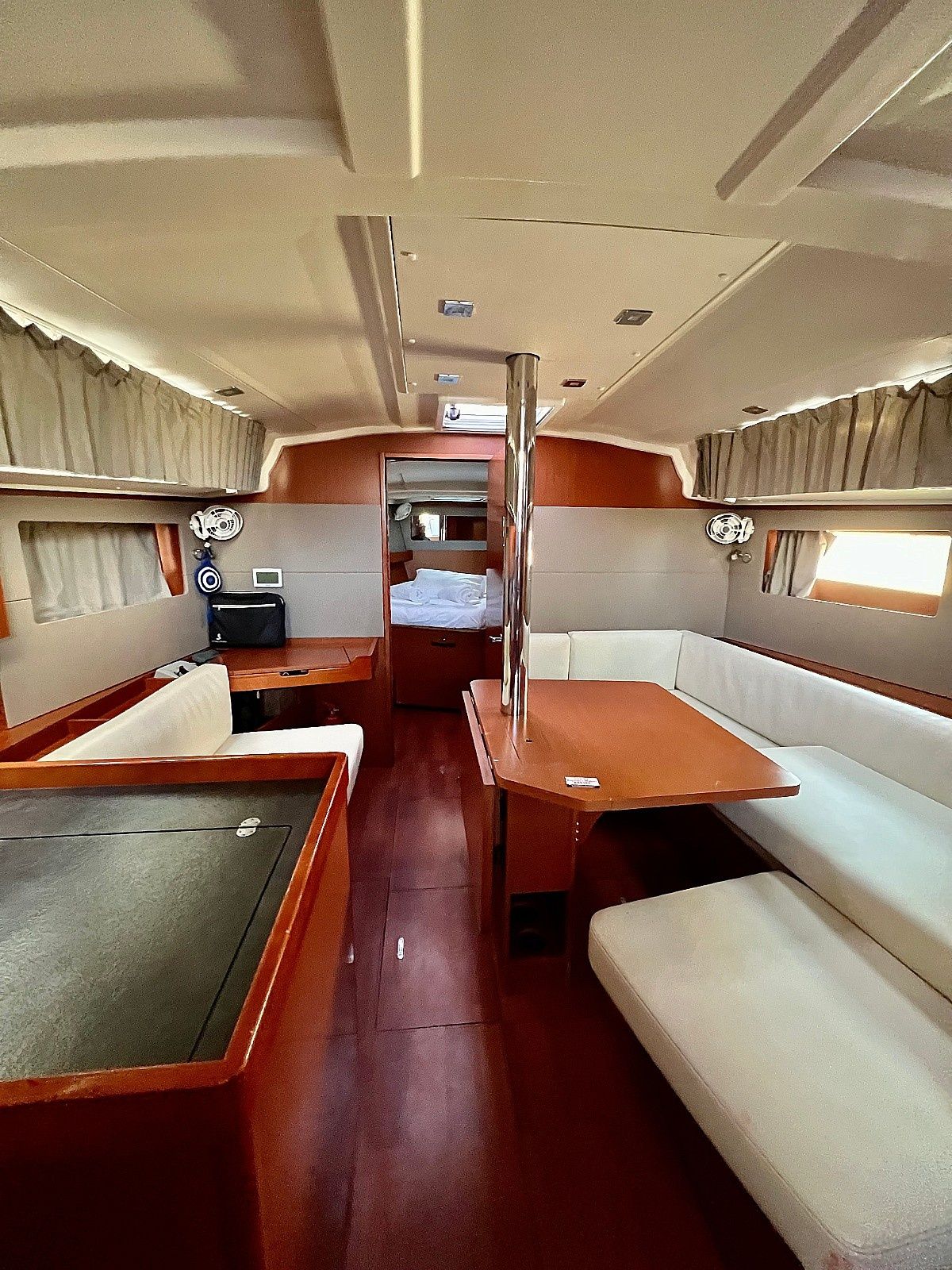 Beneteau Oceanis 41.1 | Ocyrhoe