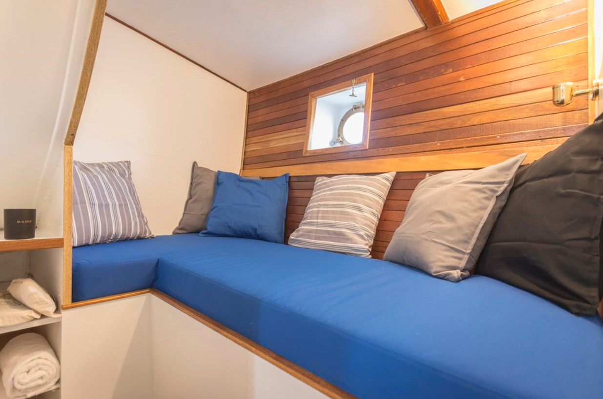 Motor Sailer 81 | Cosmos