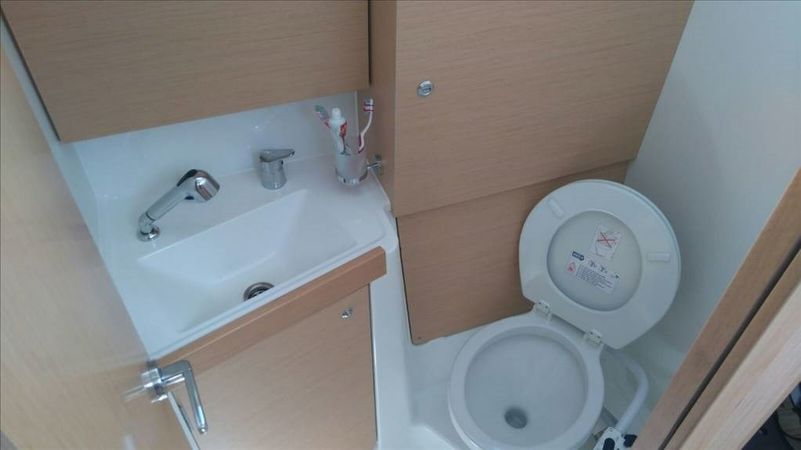 Beneteau Oceanis 38 | Folie