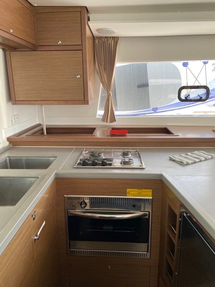 Lagoon 450 F | Lalouche