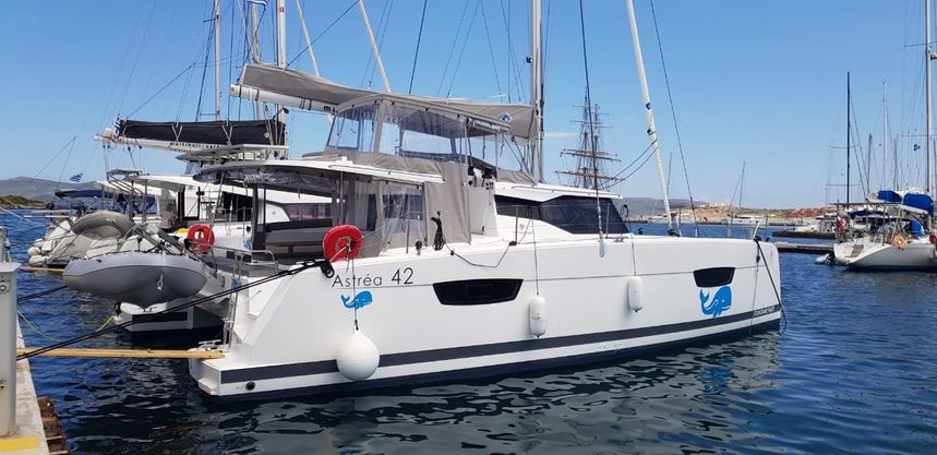 Fountaine Pajot Astrea 42 | Wild Baleine
