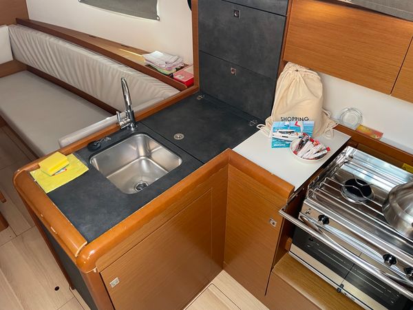 Jeanneau Sun Odyssey 349 | Sunsail 19