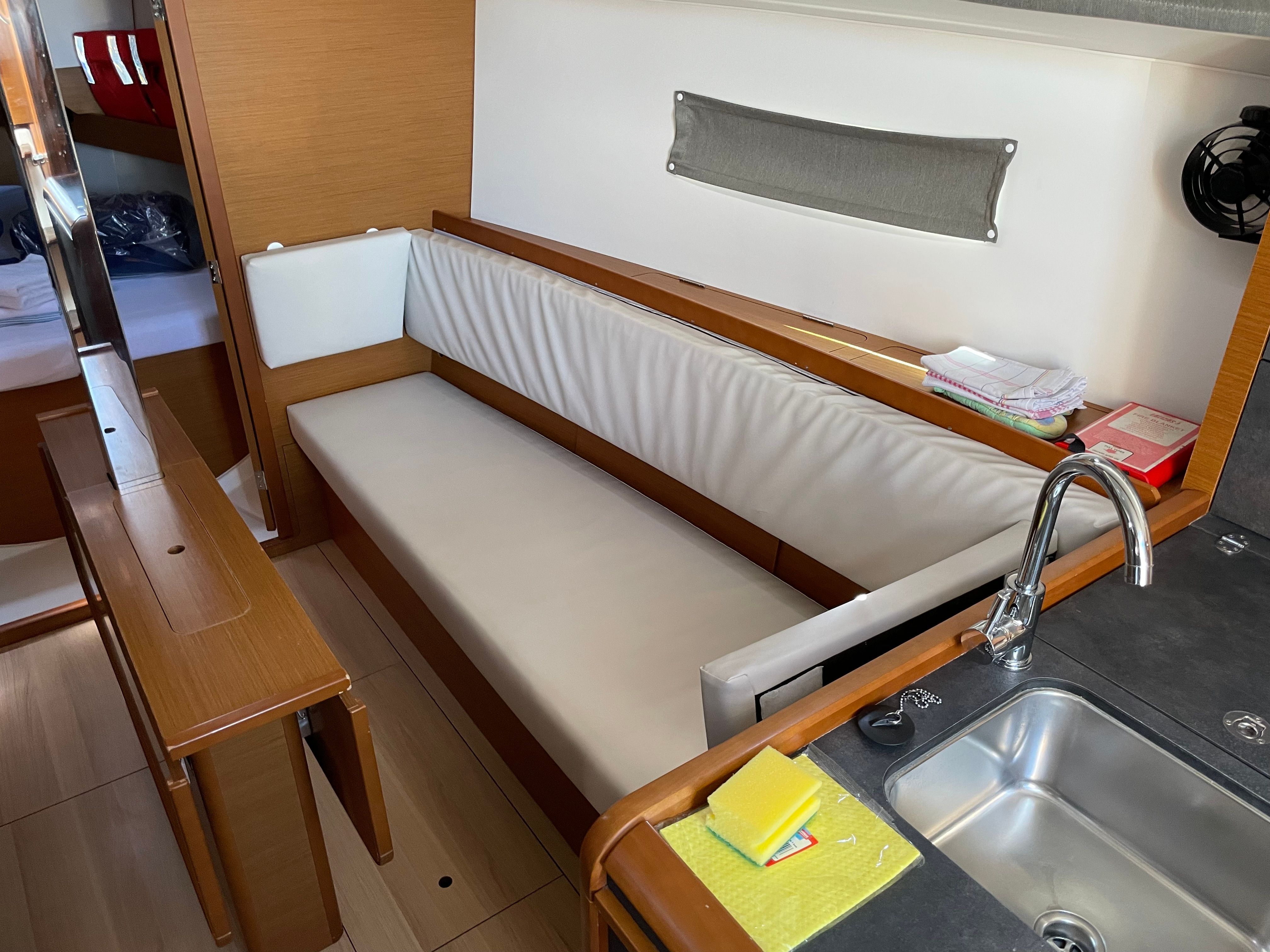 Jeanneau Sun Odyssey 349 | Sunsail 19