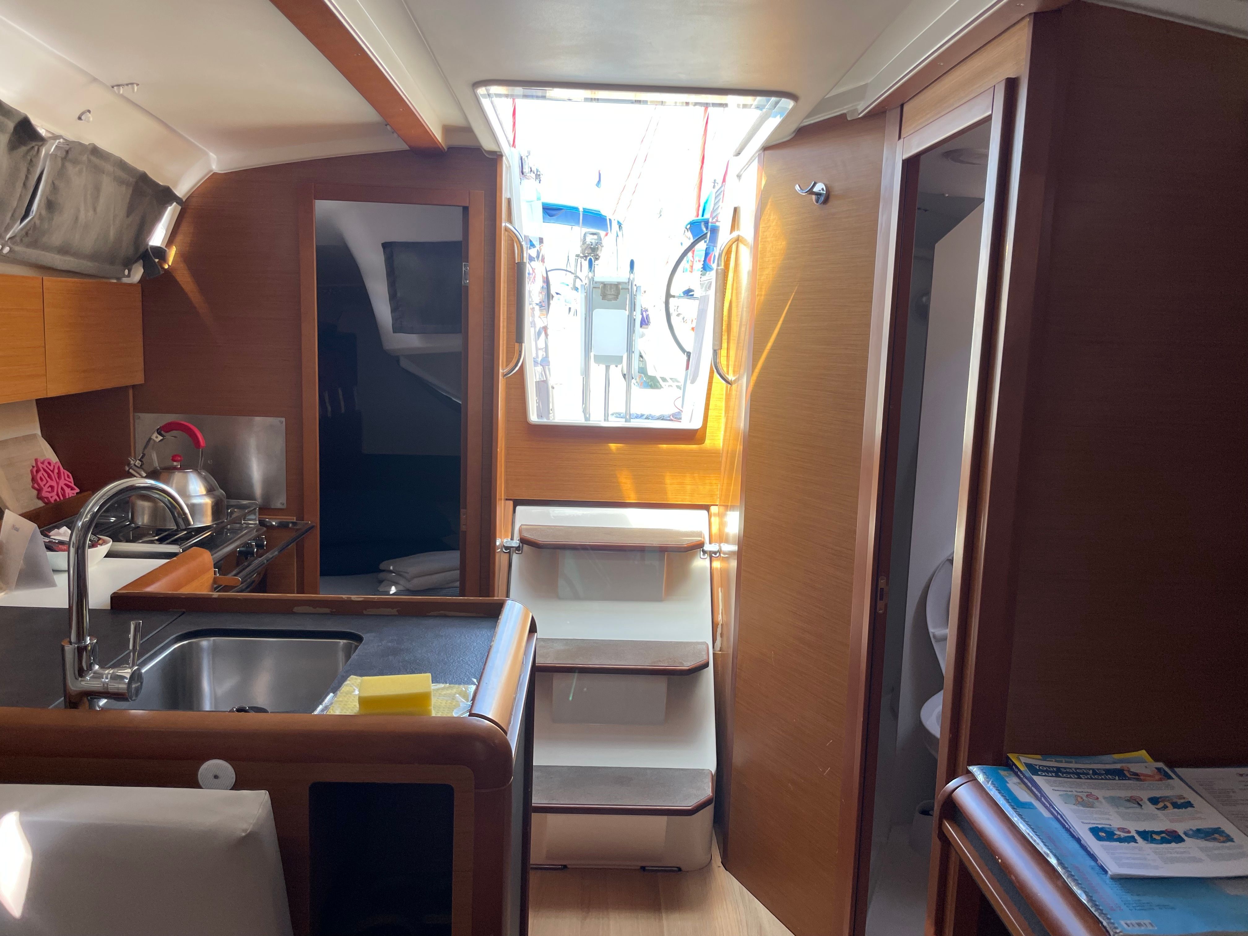 Jeanneau Sun Odyssey 349 | Sunsail 19