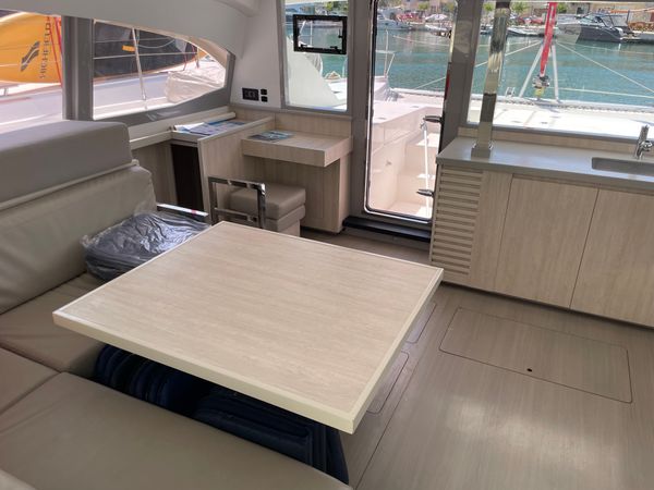 Leopard 40 | Sunsail 19