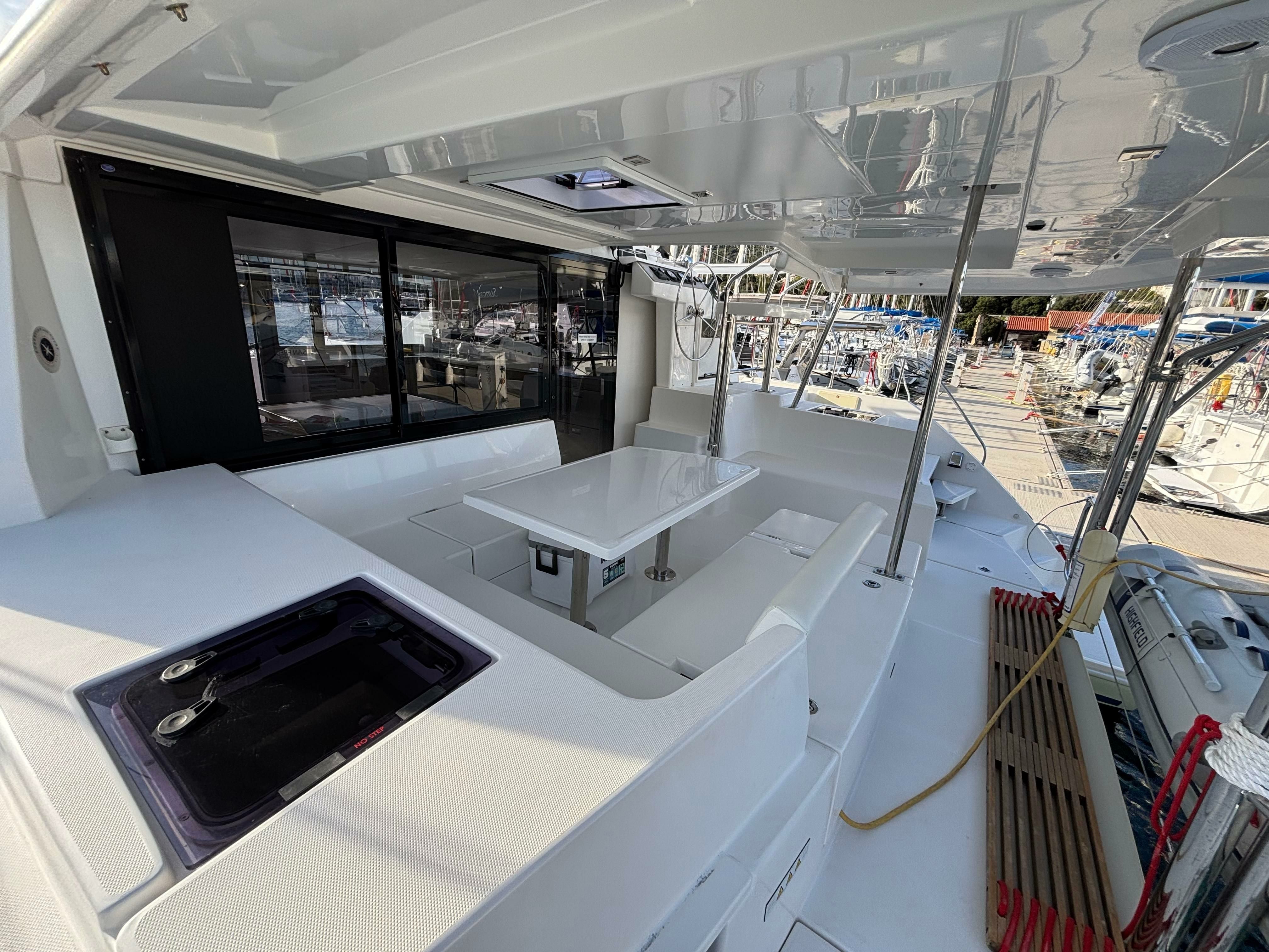 Leopard 40 | Sunsail 19