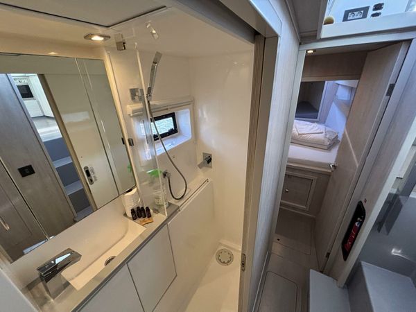 Leopard 40 | Sunsail 19