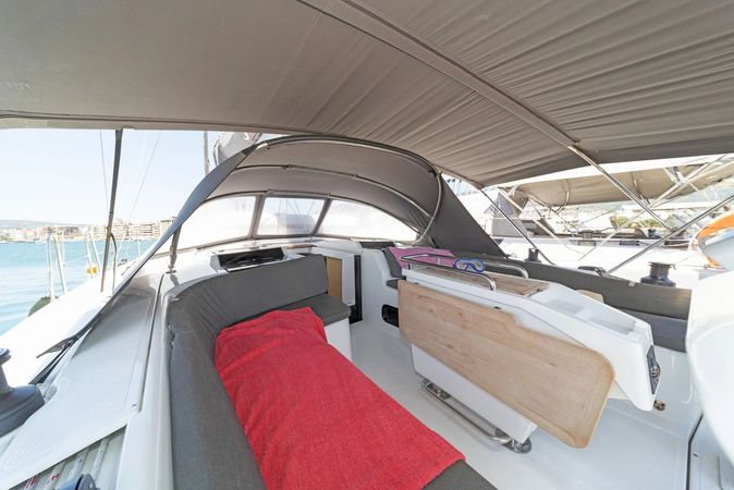 Hanse 458 | Triton