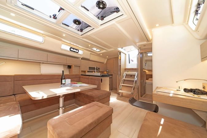 Hanse 458 | Triton