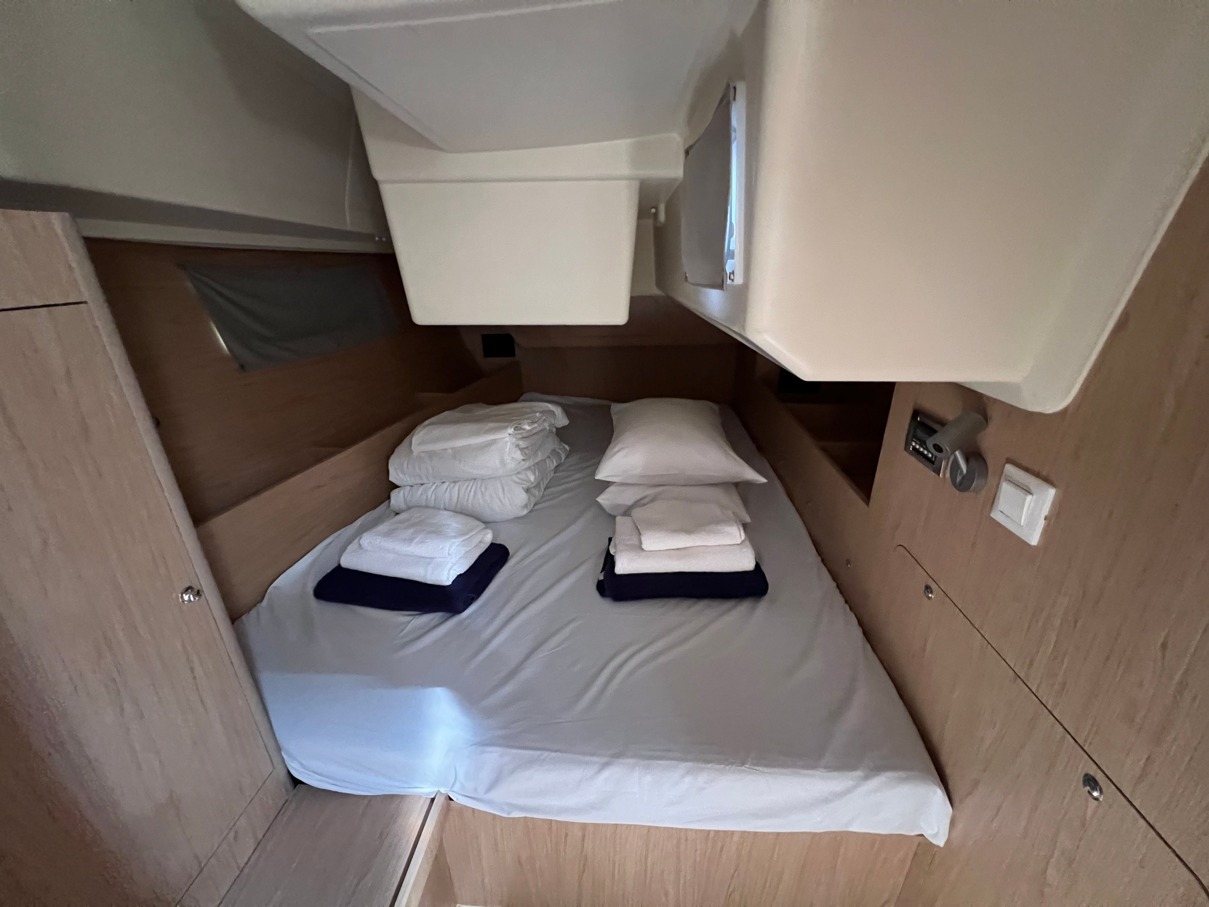 Beneteau Oceanis 41.1 | Amandine 3