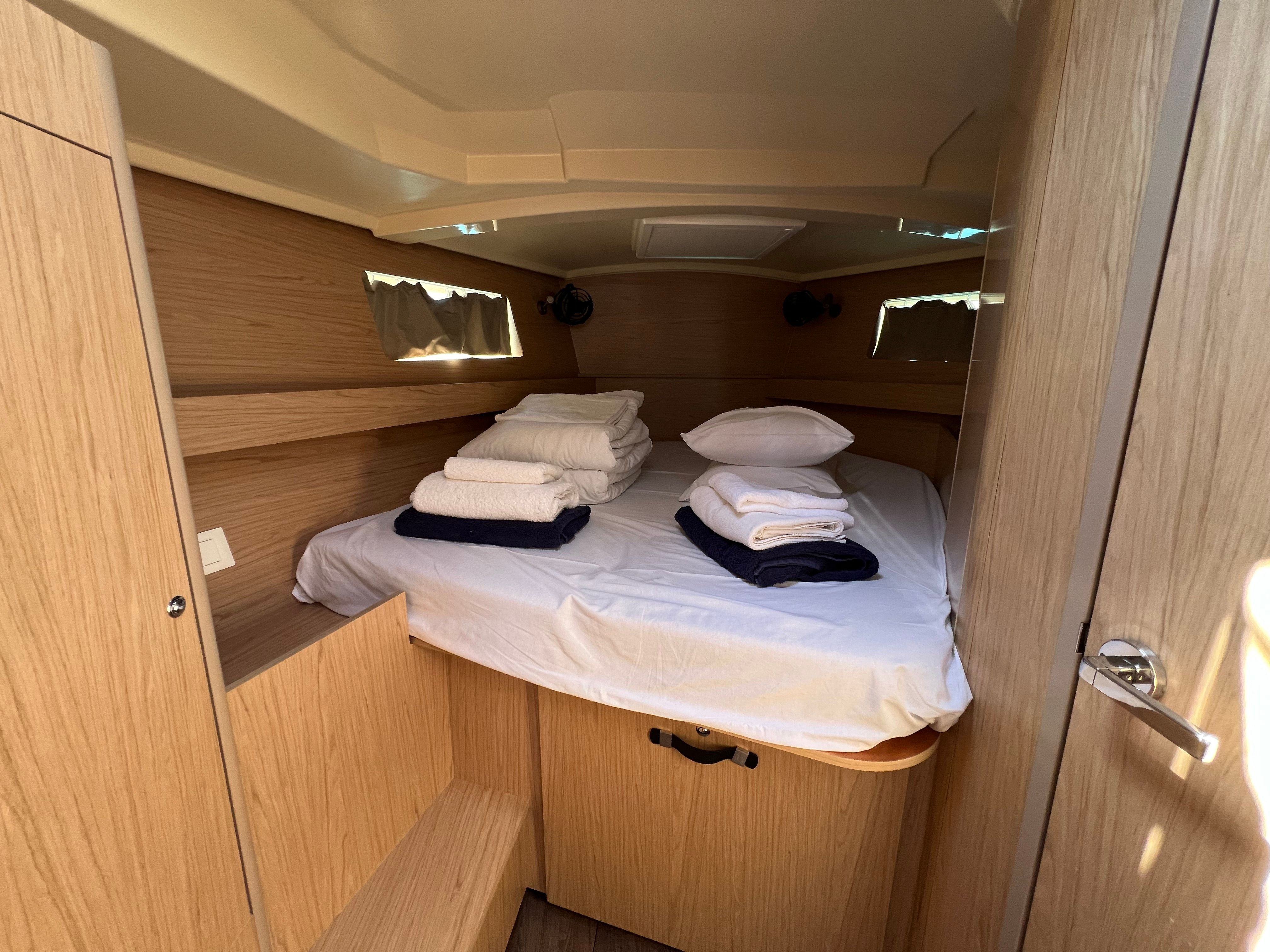 Beneteau Oceanis 41.1 | Amandine 3