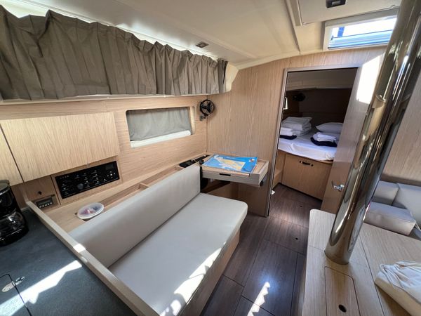 Beneteau Oceanis 41.1 | Amandine 3