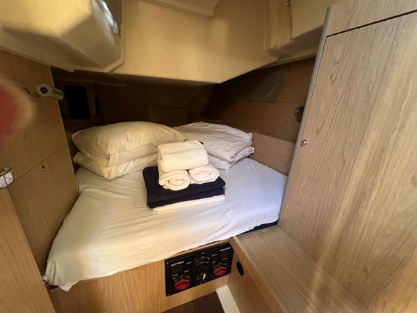 Beneteau Oceanis 41.1 | Amandine 3