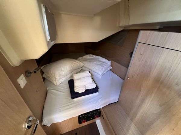 Beneteau Oceanis 41.1 | Amandine 3