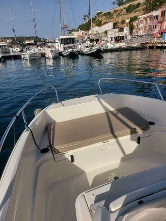 Quicksilver 605 | Jupiter