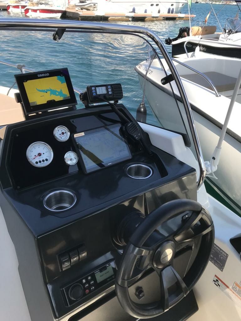 Quicksilver 605 | Saturno