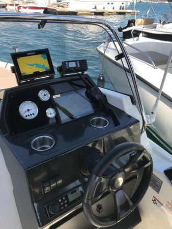 Quicksilver 605 | Saturno