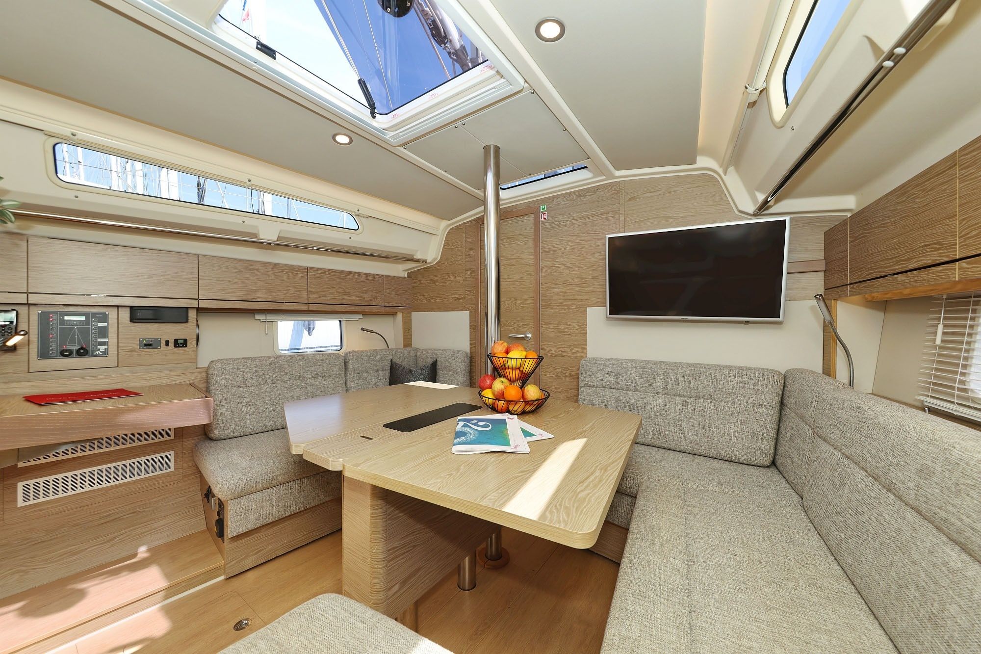 Hanse 388 | Brukus