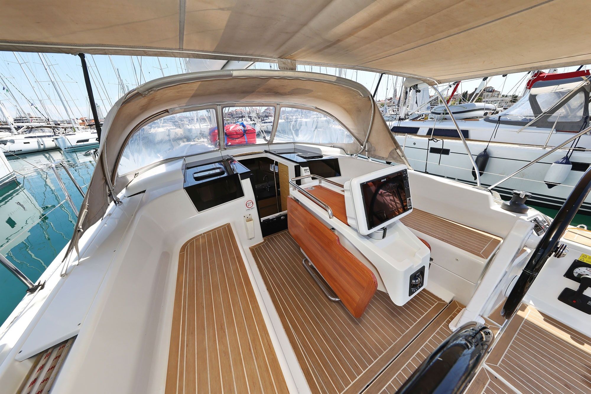 Hanse 388 | Brukus