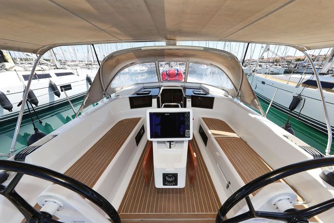 Hanse 388 | Brukus