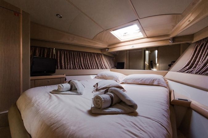 Ferretti 480 | Arabella