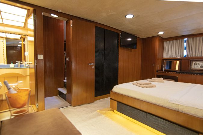 Cantieri di Pisa 27 | Shiva