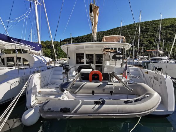 Lagoon 40 | Stenella