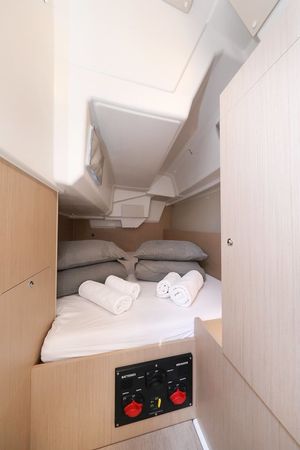 Beneteau Oceanis 35.1 | Aris