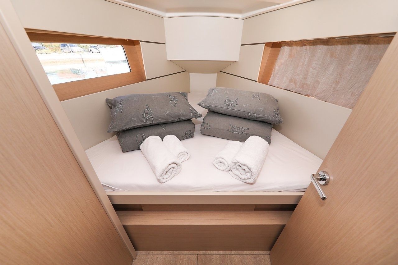 Beneteau Oceanis 35.1 | Aris