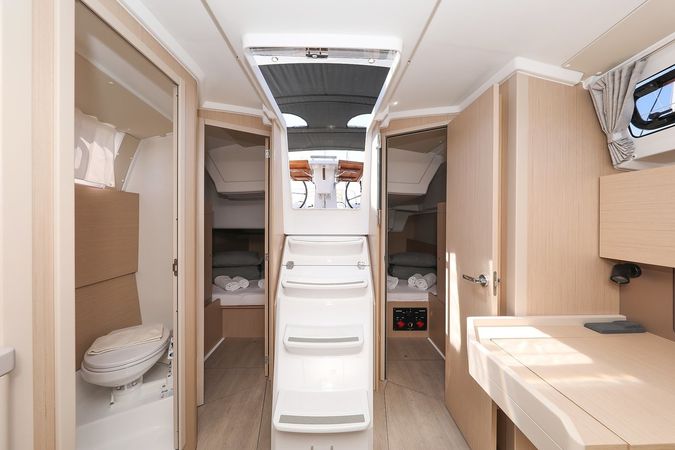 Beneteau Oceanis 35.1 | Aris