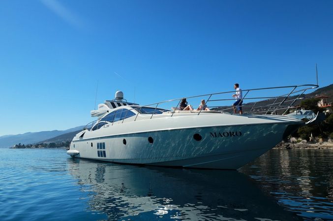 Azimut 68 | Maoro