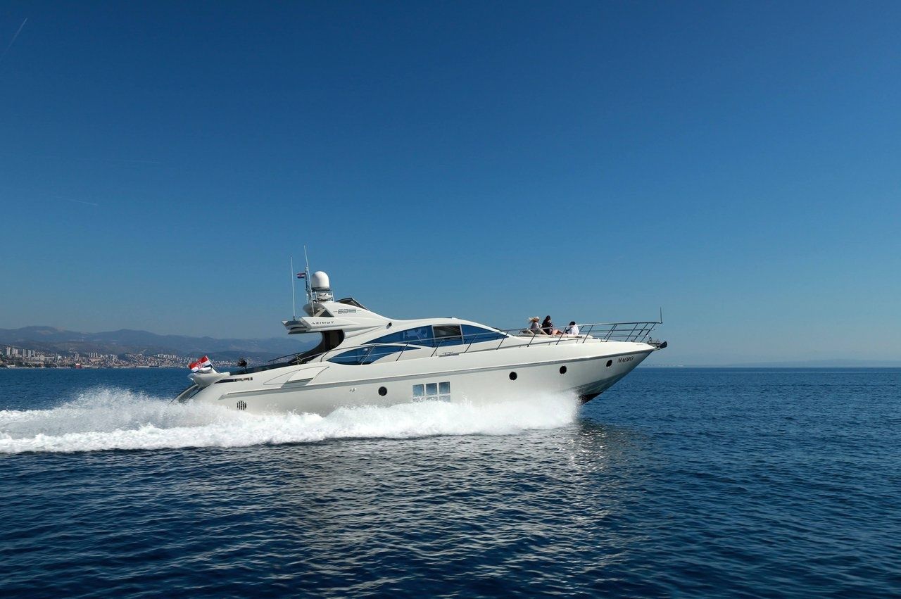 Azimut 68 | Maoro