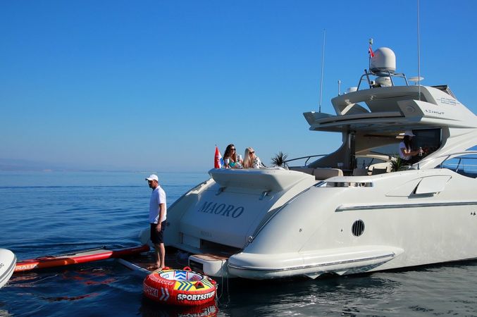 Azimut 68 | Maoro