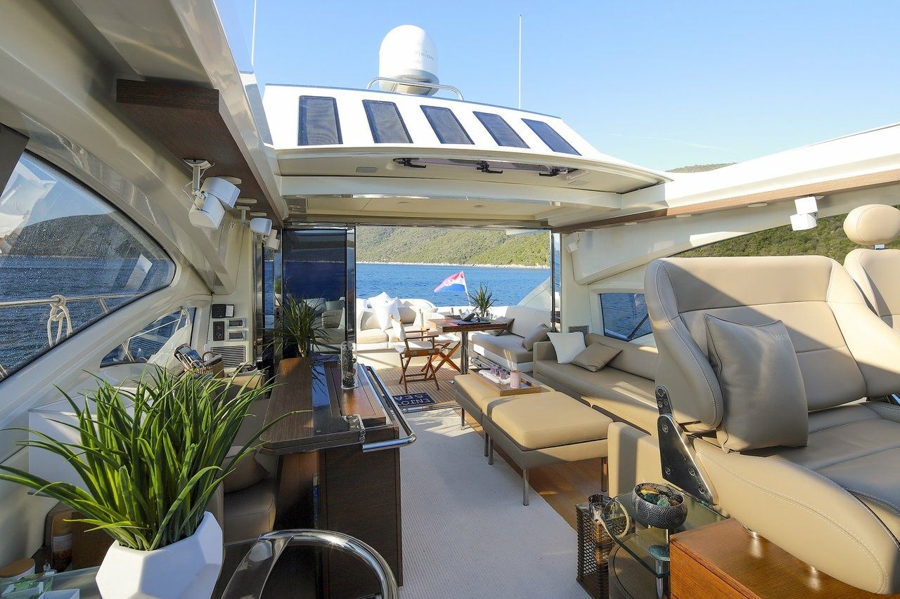 Azimut 68 | Maoro