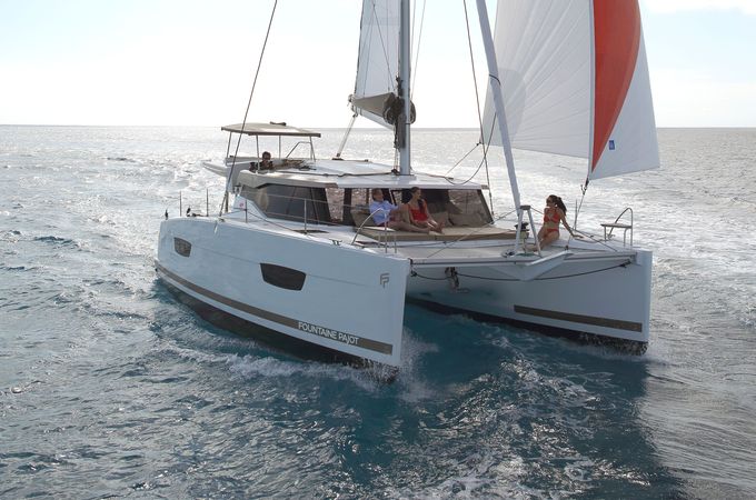 Fountaine Pajot Lucia 40 | Hylia