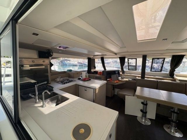 Fountaine Pajot Astrea 42 | Cocorico