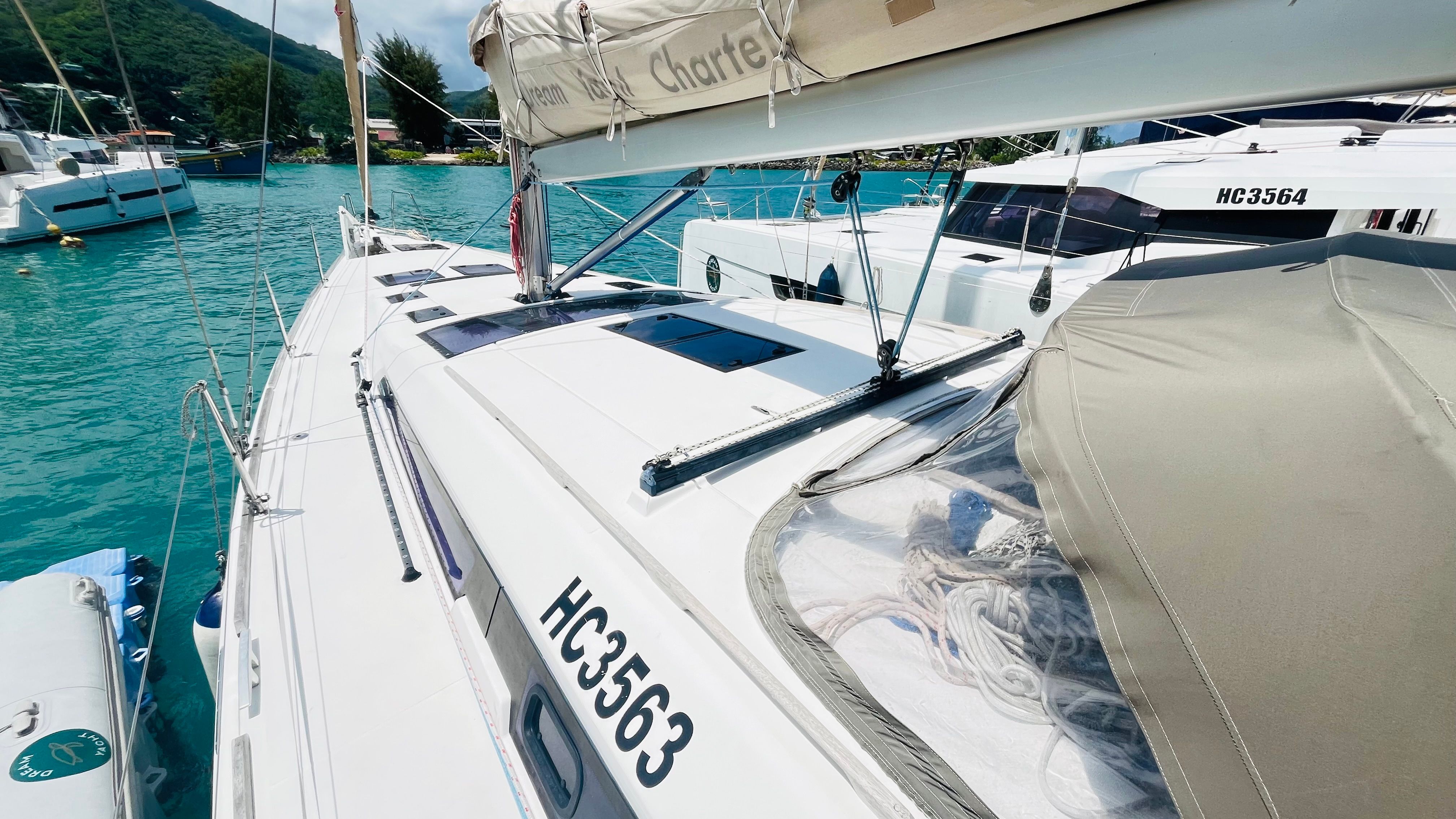 Dufour 520 GL | Vanga