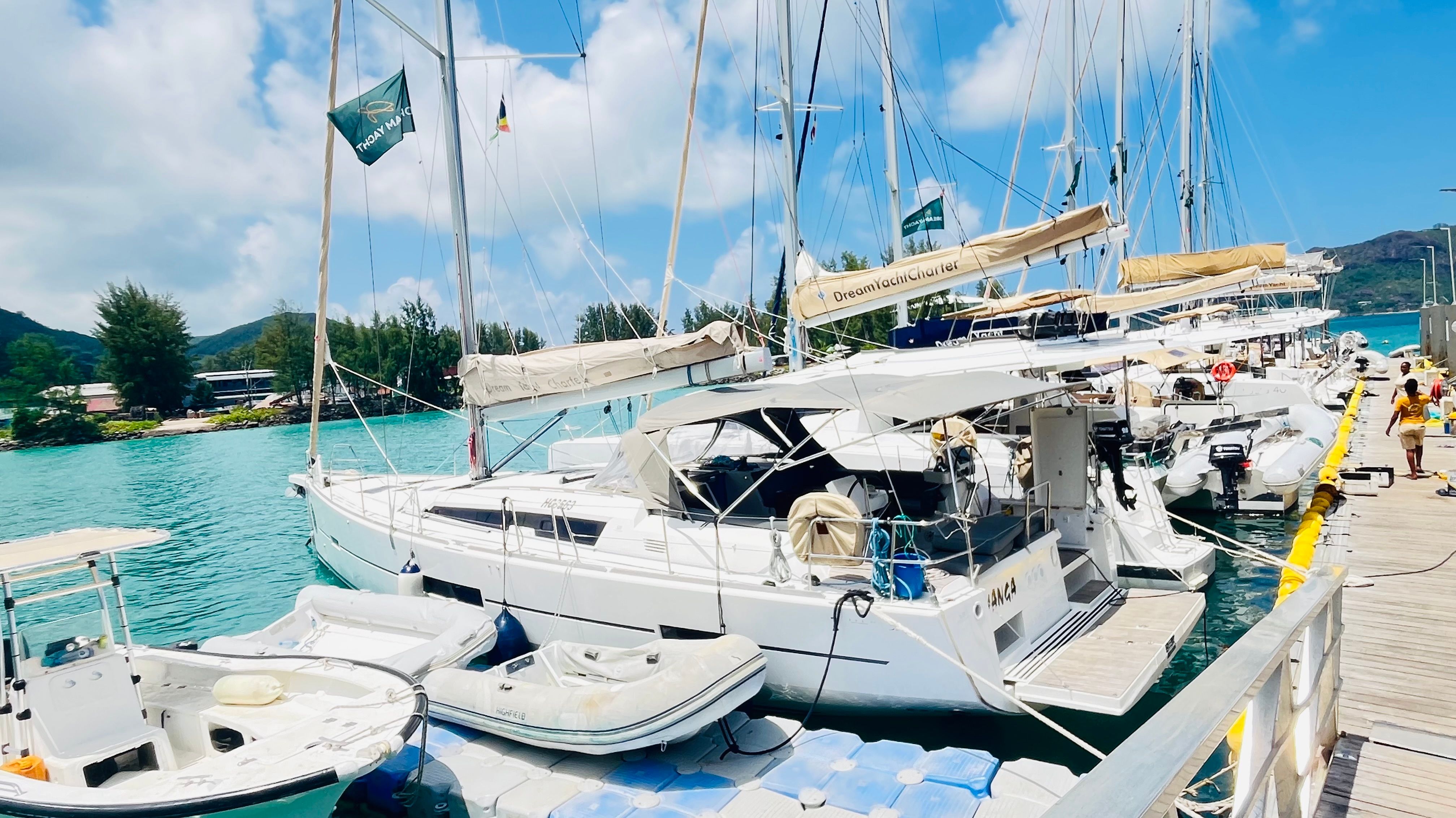 Dufour 520 GL | Vanga