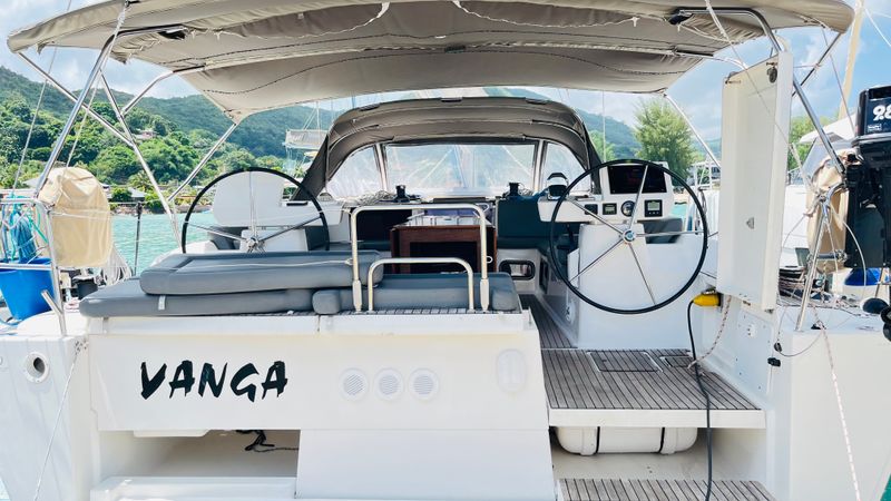 Dufour 520 GL | Vanga