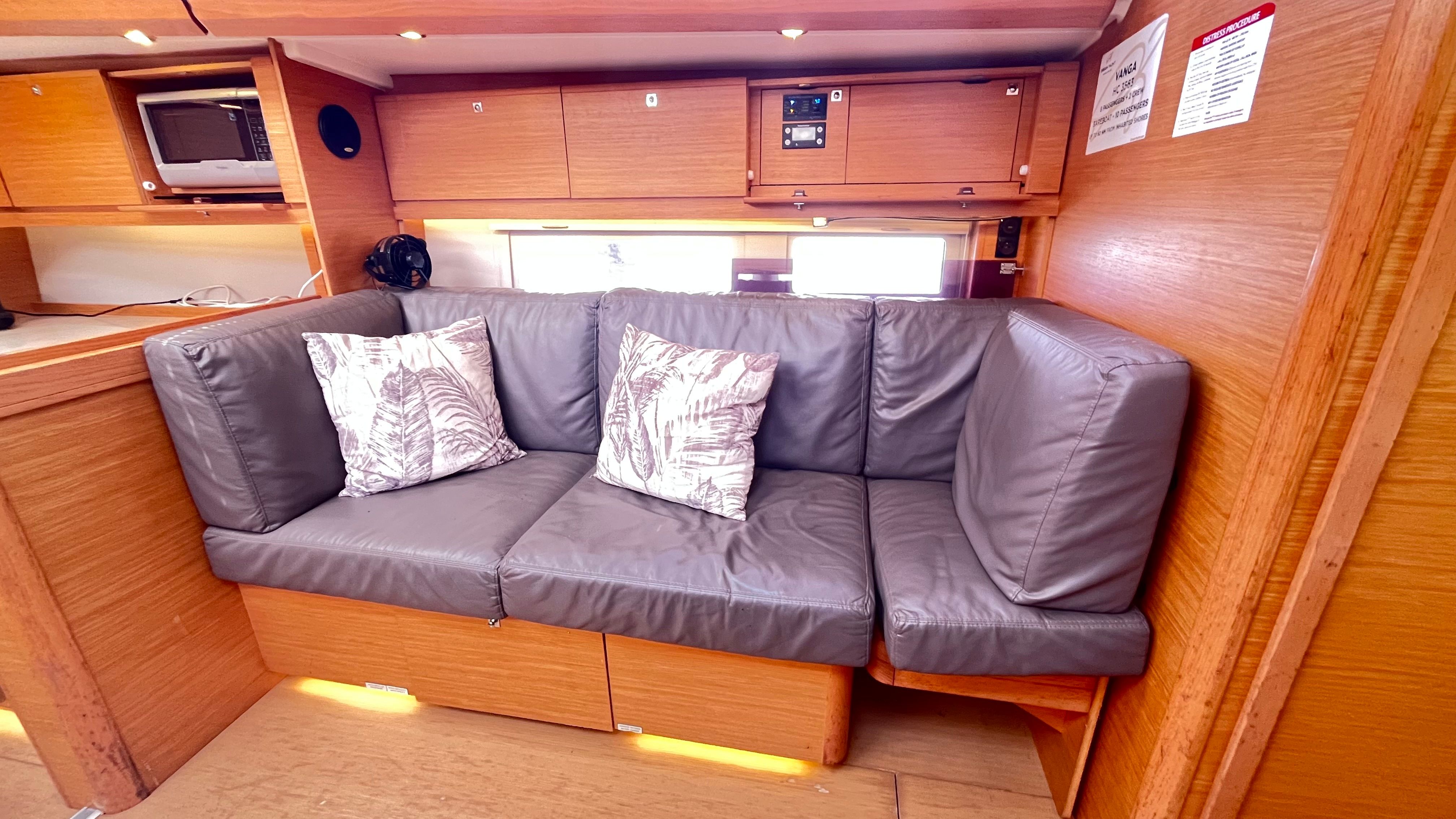 Dufour 520 GL | Vanga