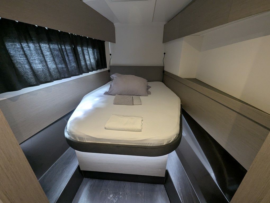 Fountaine Pajot Astrea 42 | Eden Blue