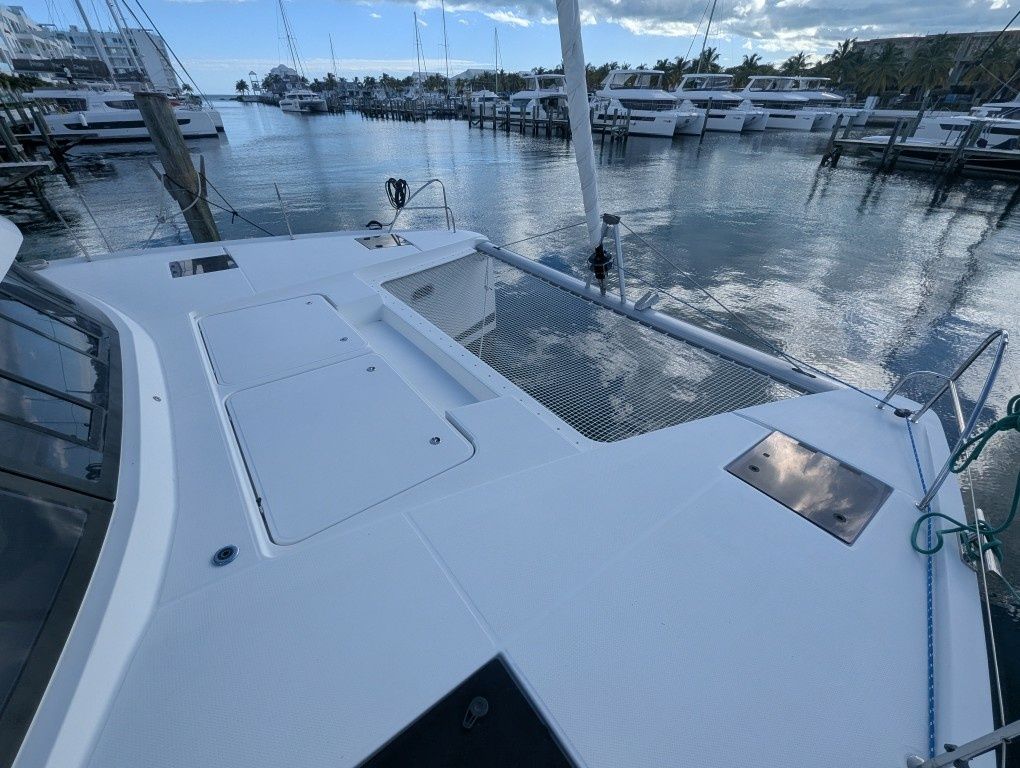 Fountaine Pajot Astrea 42 | Eden Blue