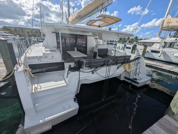 Fountaine Pajot Astrea 42 | Eden Blue