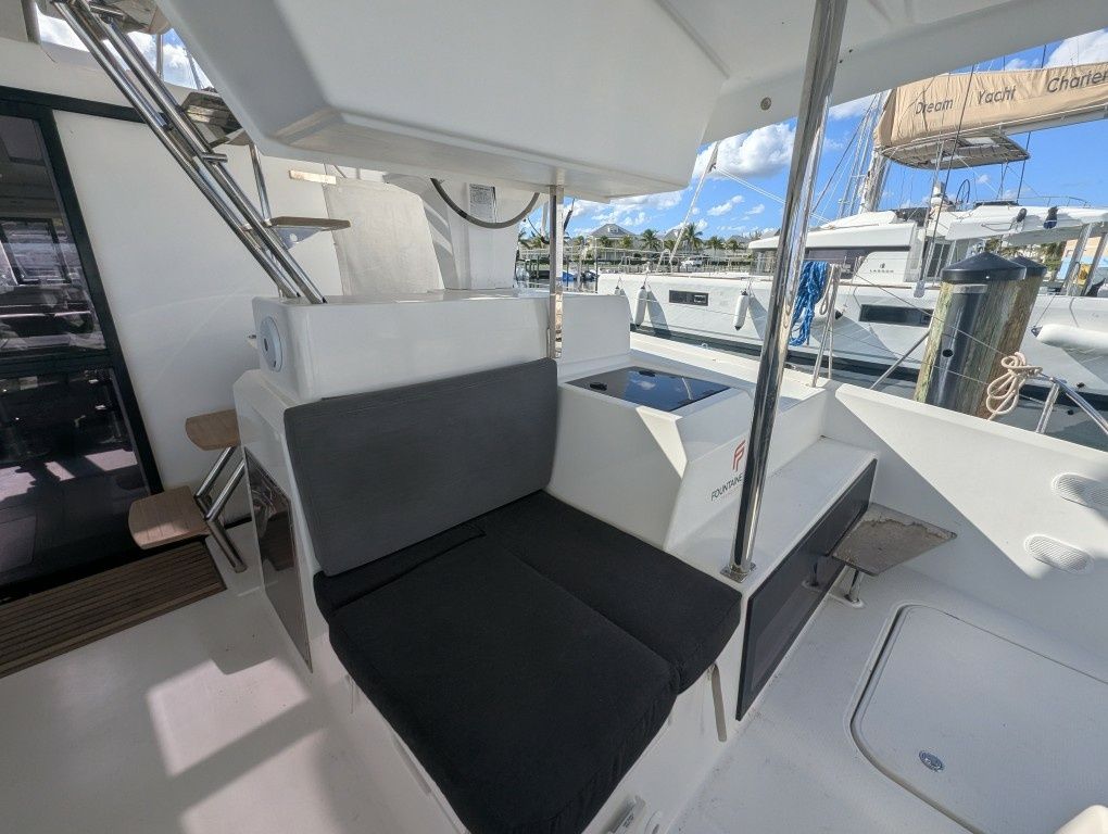 Fountaine Pajot Astrea 42 | Eden Blue