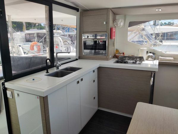 Fountaine Pajot Lucia 40 | Salako 2