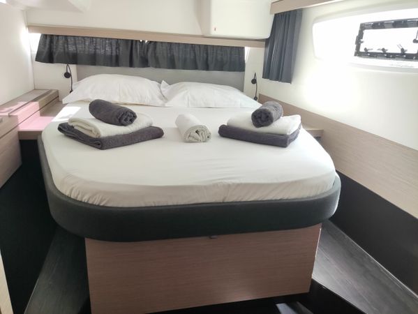 Fountaine Pajot Lucia 40 | Salako 2