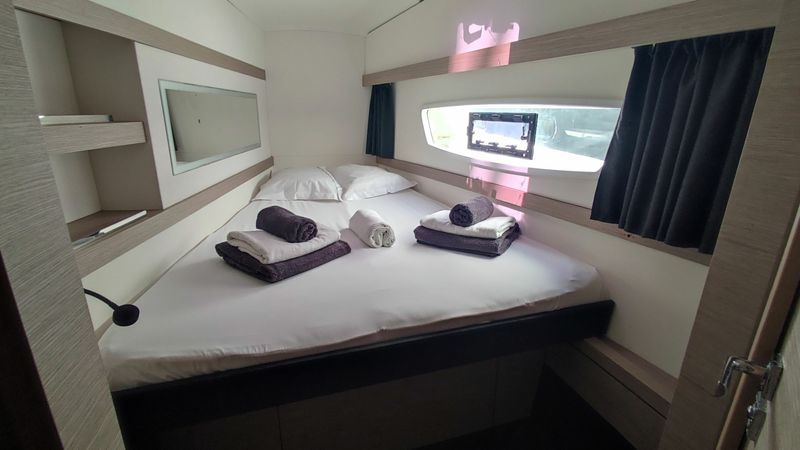 Fountaine Pajot Lucia 40 | Salako 2